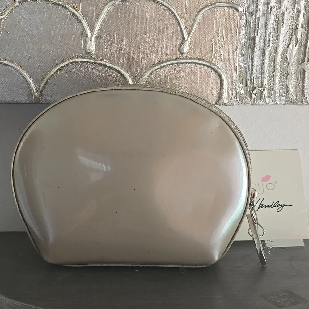 Beijo Beige Cosmetic Bag